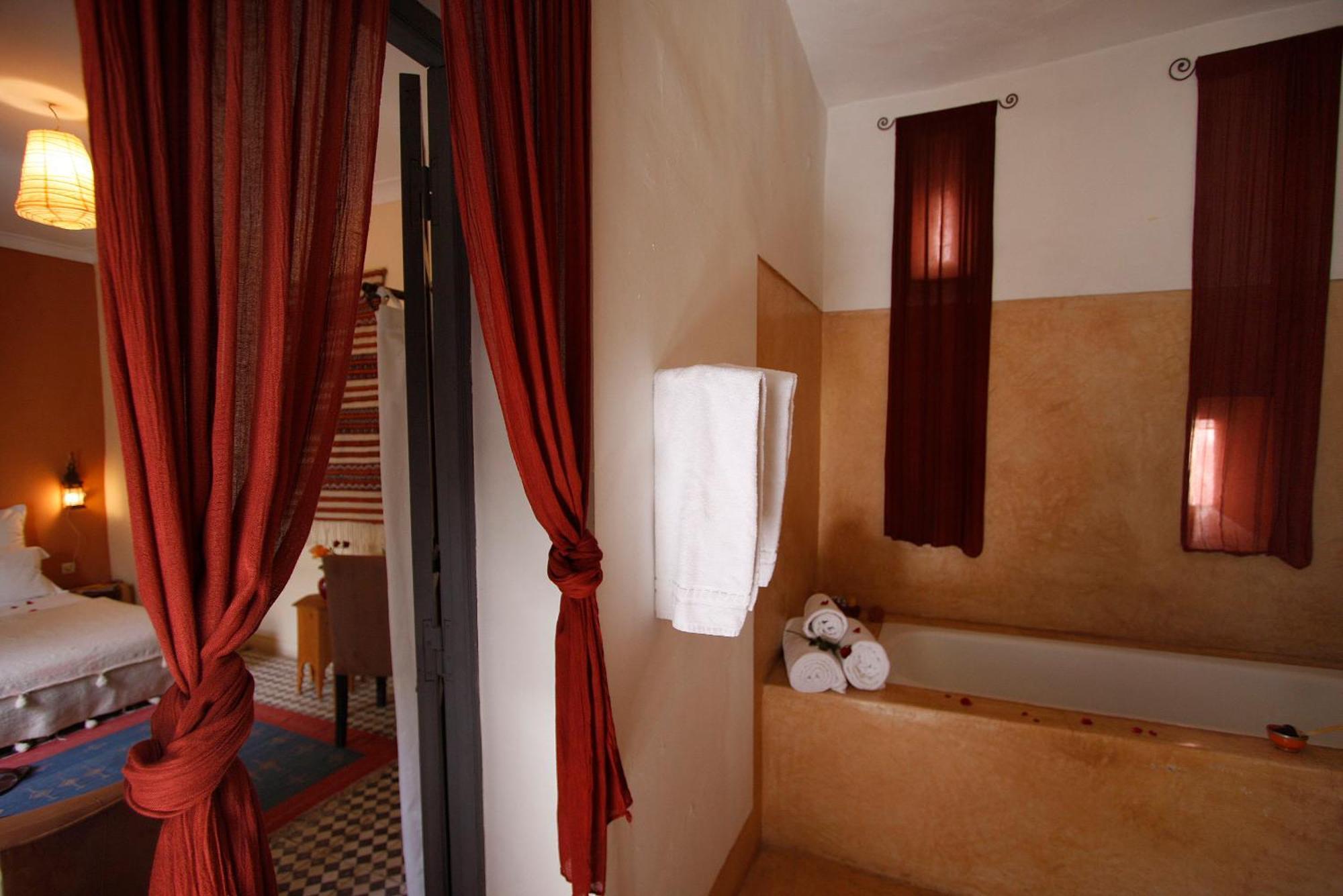 Dar Touyir Hotel Маракеш Екстериор снимка